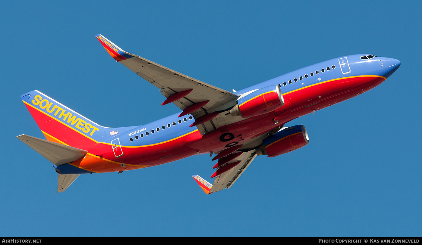 Aircraft Photo of N243WN | Boeing 737-7H4 | Southwest Airlines | AirHistory.net #314395