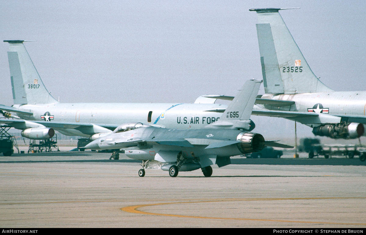 Aircraft Photo of 81-0695 / AF81-695 | General Dynamics F-16A/ADF Fighting Falcon | USA - Air Force | AirHistory.net #314449