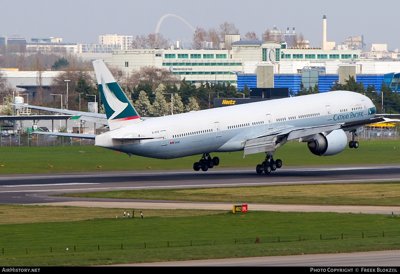 Aircraft Photo of B-KPR | Boeing 777-367/ER | Cathay Pacific Airways | AirHistory.net #314564