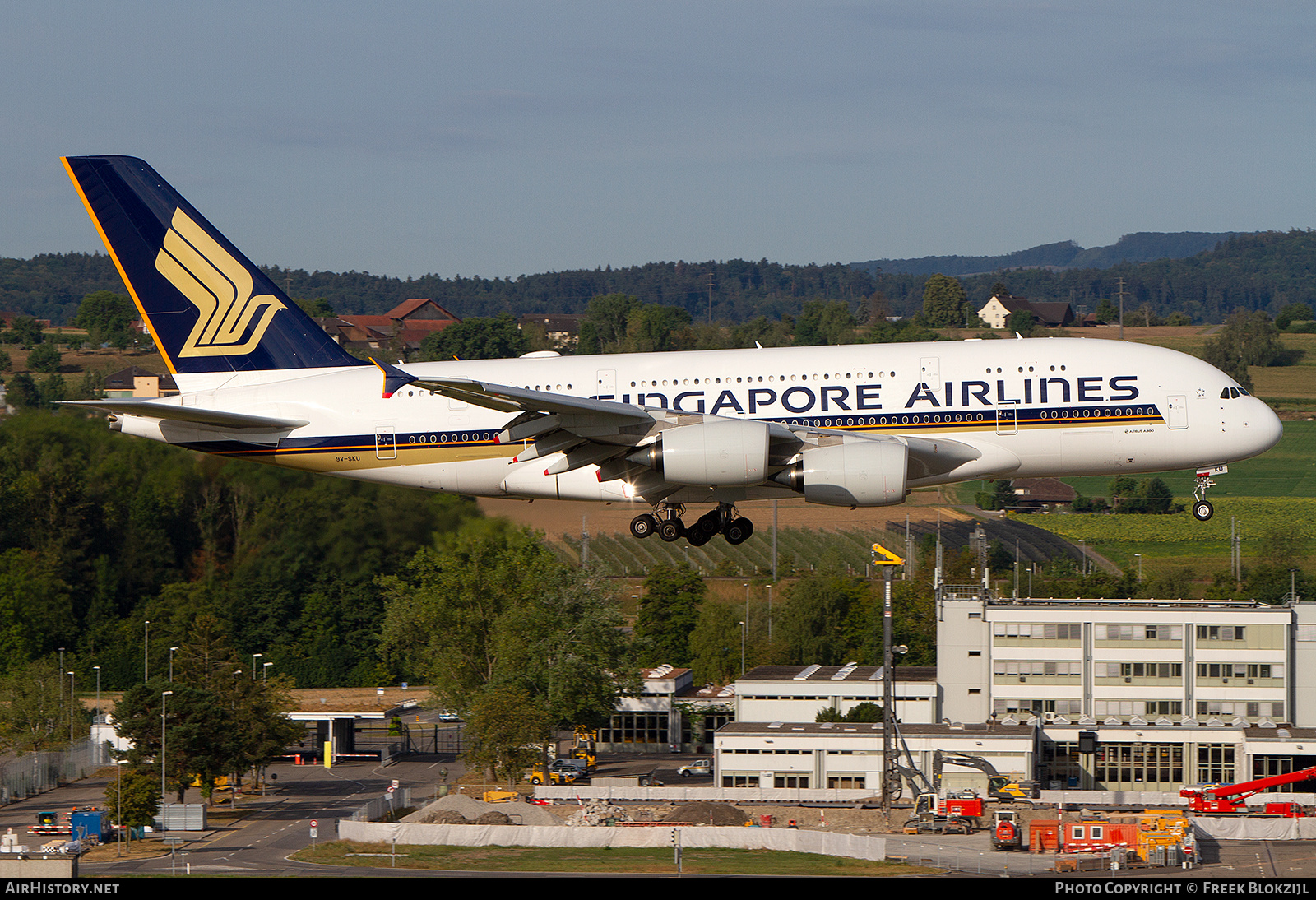 Aircraft Photo of 9V-SKU | Airbus A380-841 | Singapore Airlines | AirHistory.net #314571