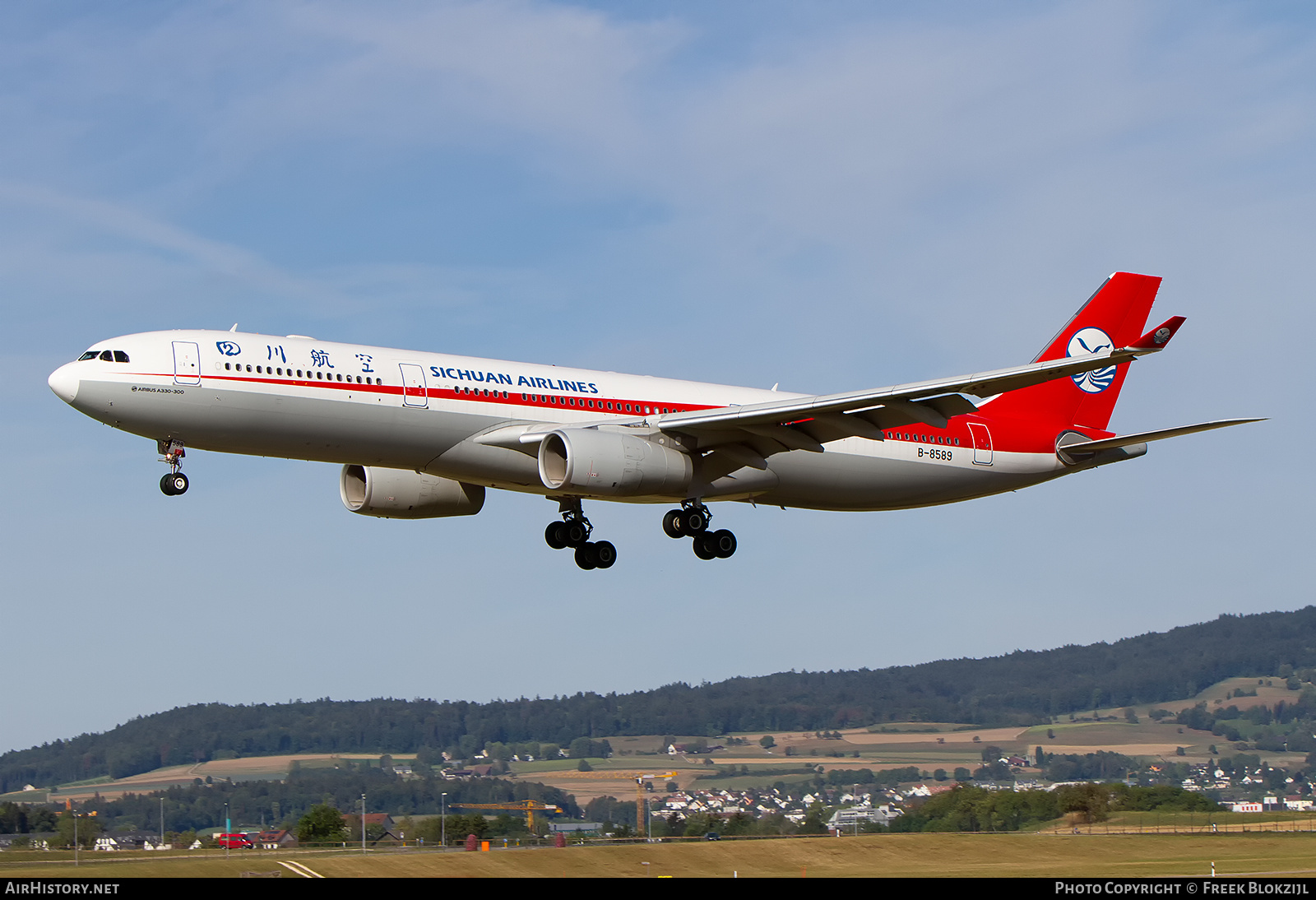 Aircraft Photo of B-8589 | Airbus A330-343E | Sichuan Airlines | AirHistory.net #314573