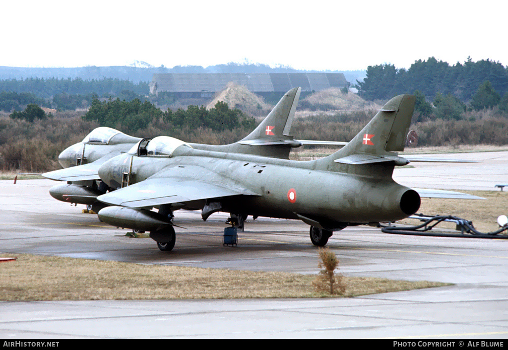 Aircraft Photo of E-410 | Hawker Hunter F51 | Denmark - Air Force | AirHistory.net #314584