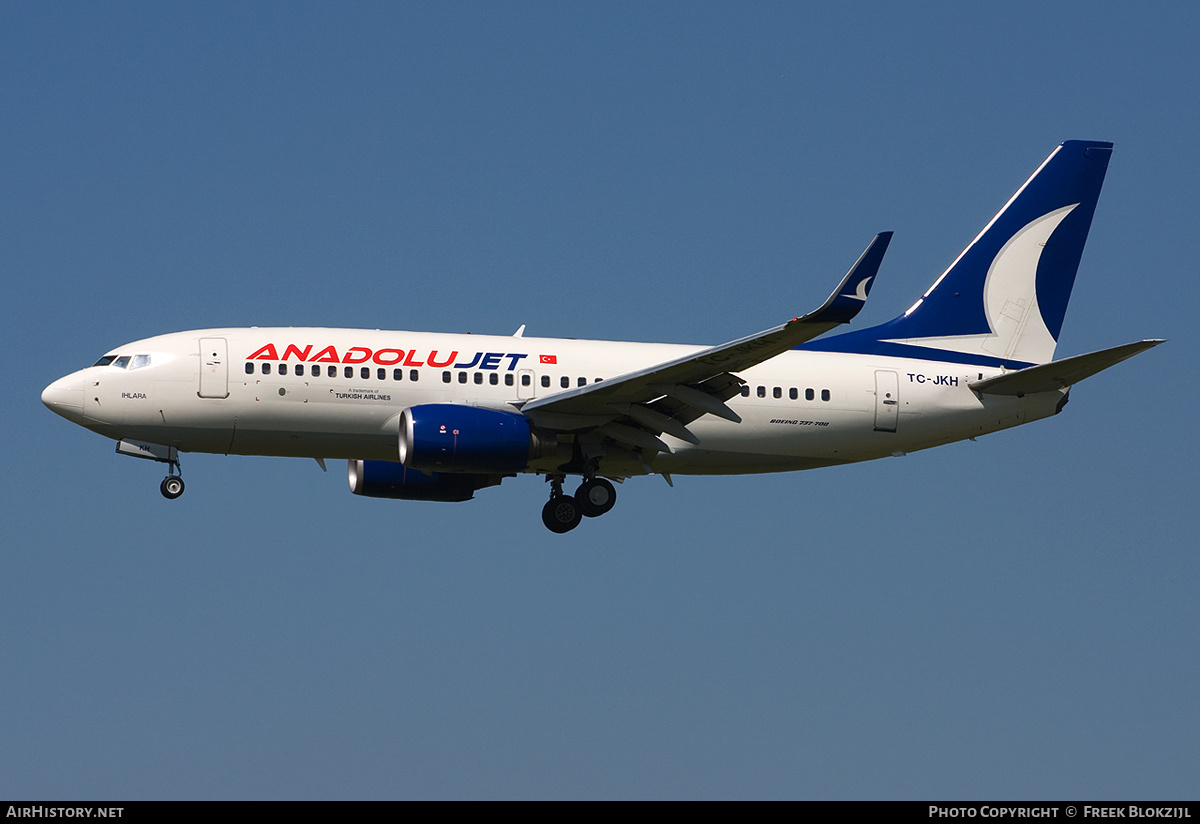 Aircraft Photo of TC-JKH | Boeing 737-76N | AnadoluJet | AirHistory.net #314689