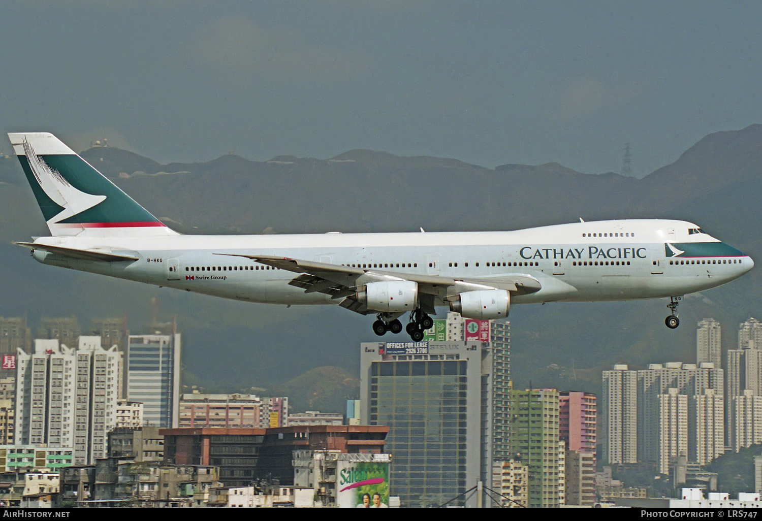 Aircraft Photo of B-HKG | Boeing 747-267B | Cathay Pacific Airways | AirHistory.net #314739