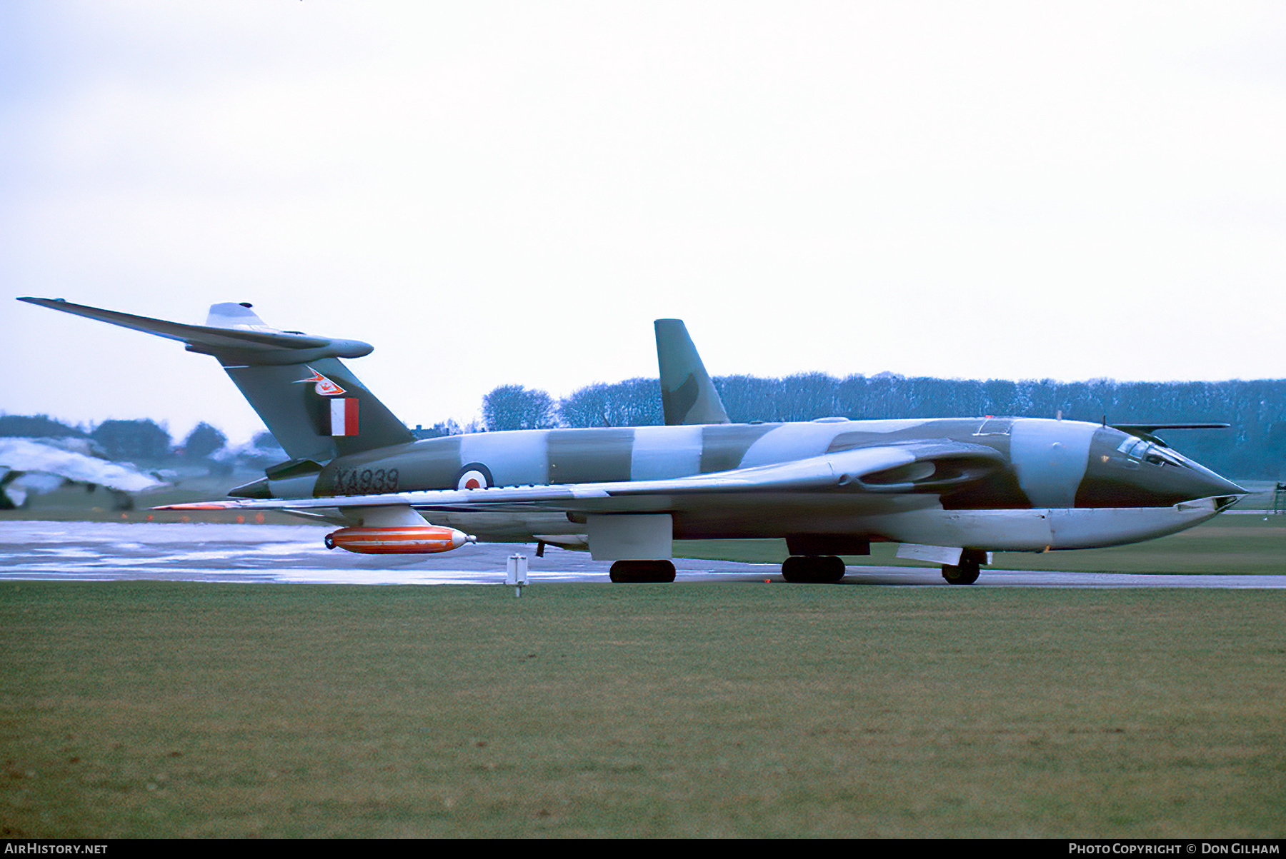 Aircraft Photo of XA939 | Handley Page HP-80 Victor K1A | UK - Air Force | AirHistory.net #314743