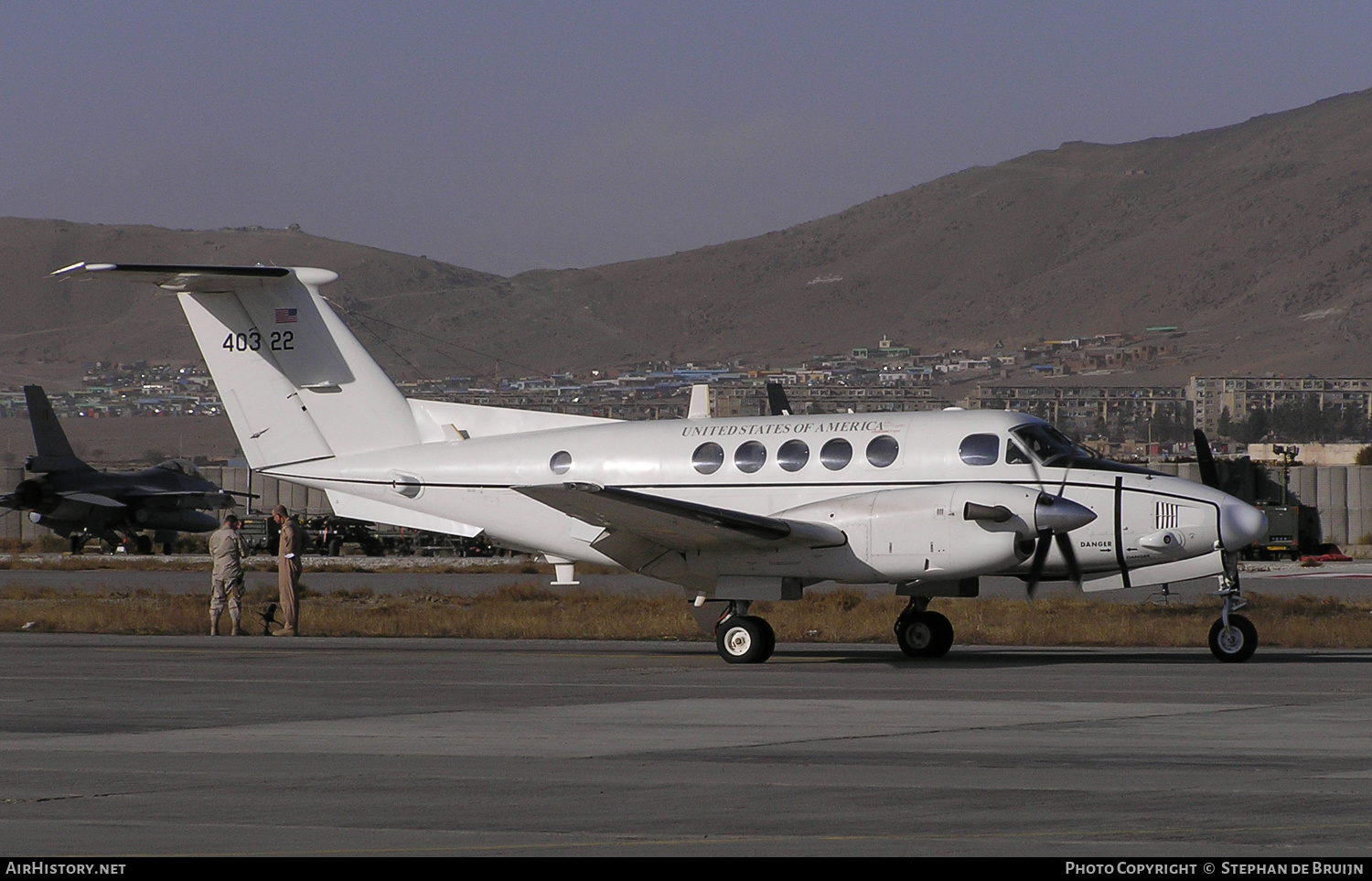 Aircraft Photo of 94-0322 / 40322 | Beech C-12R+ Huron (B200C) | USA - Army | AirHistory.net #314819