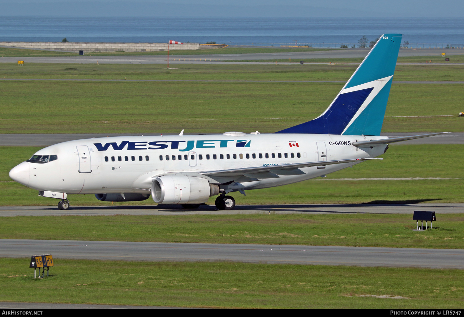 Aircraft Photo of C-GBWS | Boeing 737-6CT | WestJet | AirHistory.net #314862