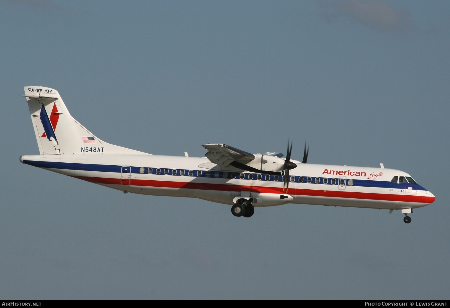 Aircraft Photo of N548AT | ATR ATR-72-500 (ATR-72-212A) | American Eagle | AirHistory.net #314882