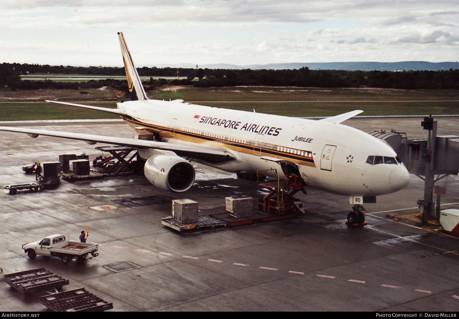 Aircraft Photo of 9V-SRD | Boeing 777-212/ER | Singapore Airlines | AirHistory.net #315004
