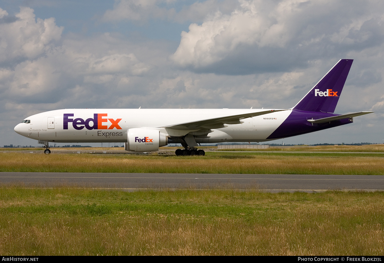 Aircraft Photo of N890FD | Boeing 777-FS2 | FedEx Express - Federal Express | AirHistory.net #315131
