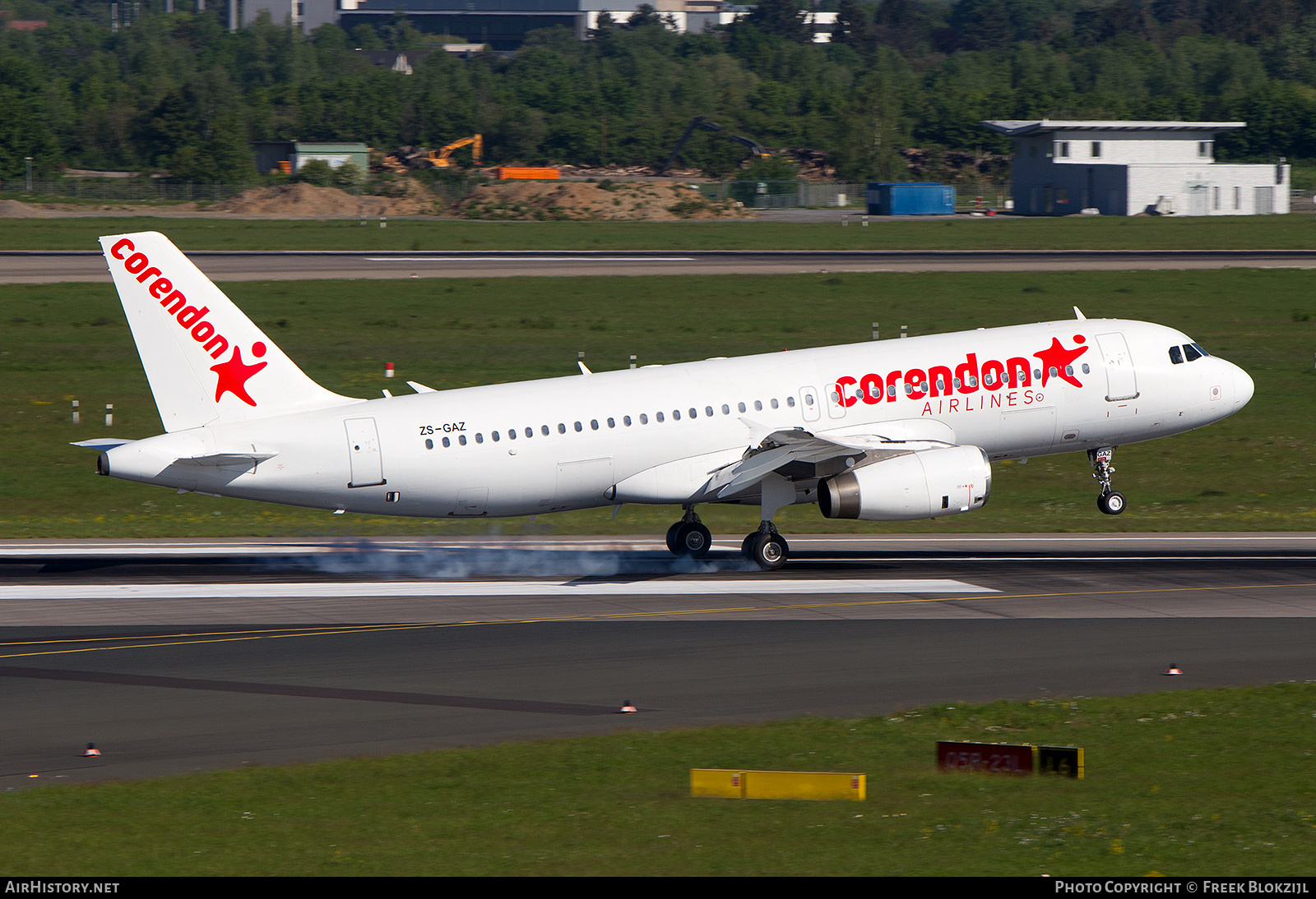 Aircraft Photo of ZS-GAZ | Airbus A320-231 | Corendon Airlines | AirHistory.net #315340