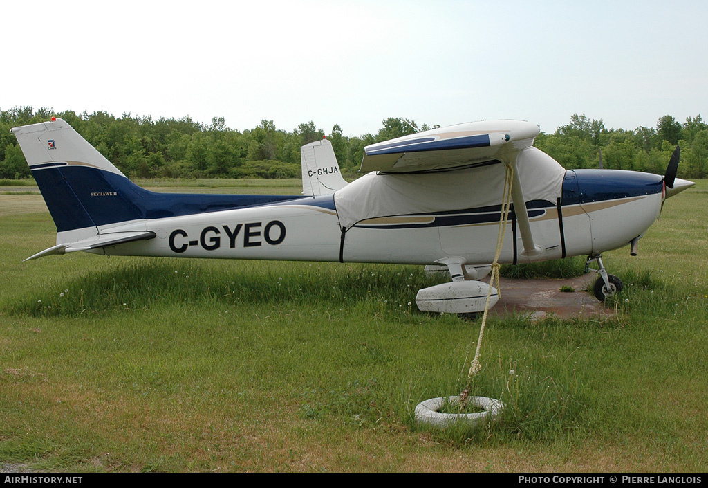 Aircraft Photo of C-GYEO | Cessna 172N Skyhawk 100 II | AirHistory.net #315423