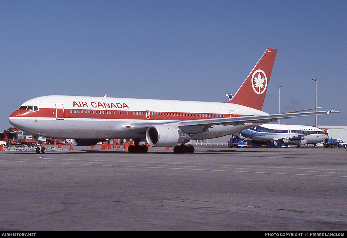 Aircraft Photo of C-GAUN | Boeing 767-233 | Air Canada | AirHistory.net #315447