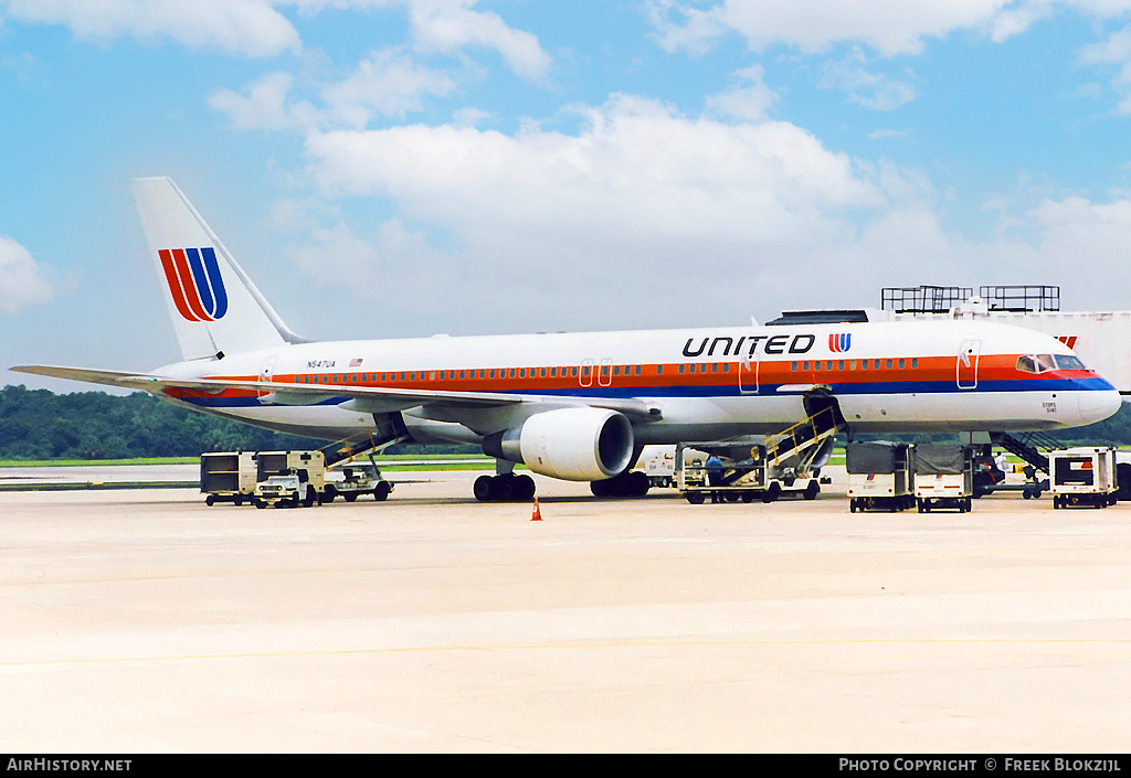 Aircraft Photo of N547UA | Boeing 757-222 | United Airlines | AirHistory.net #315452