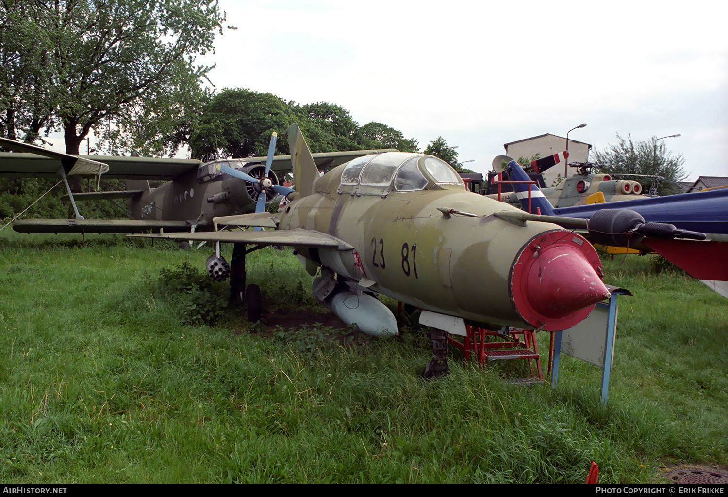 Aircraft Photo of 2381 | Mikoyan-Gurevich MiG-21UM | Germany - Air Force | AirHistory.net #315462