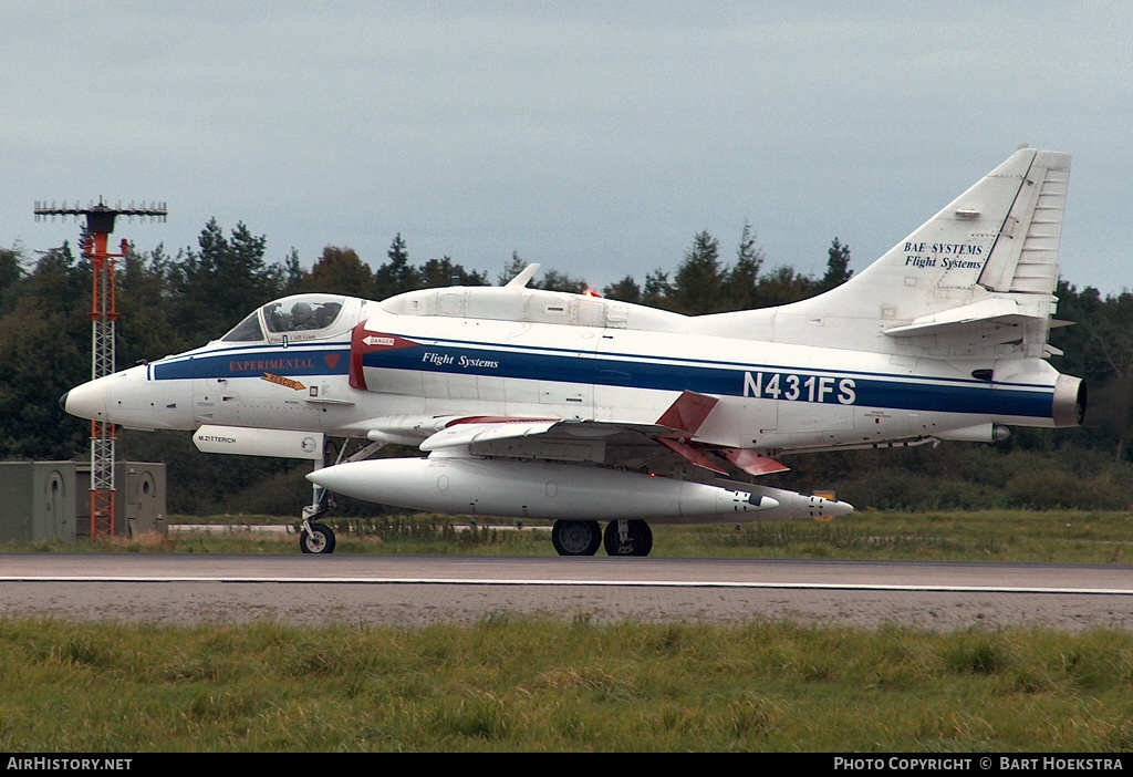 Aircraft Photo of N431FS | McDonnell Douglas A-4N Skyhawk II | BAE Systems Flight Systems | AirHistory.net #315490