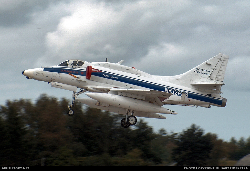 Aircraft Photo of N432FS | McDonnell Douglas A-4N Skyhawk II | BAE Systems Flight Systems | AirHistory.net #315499