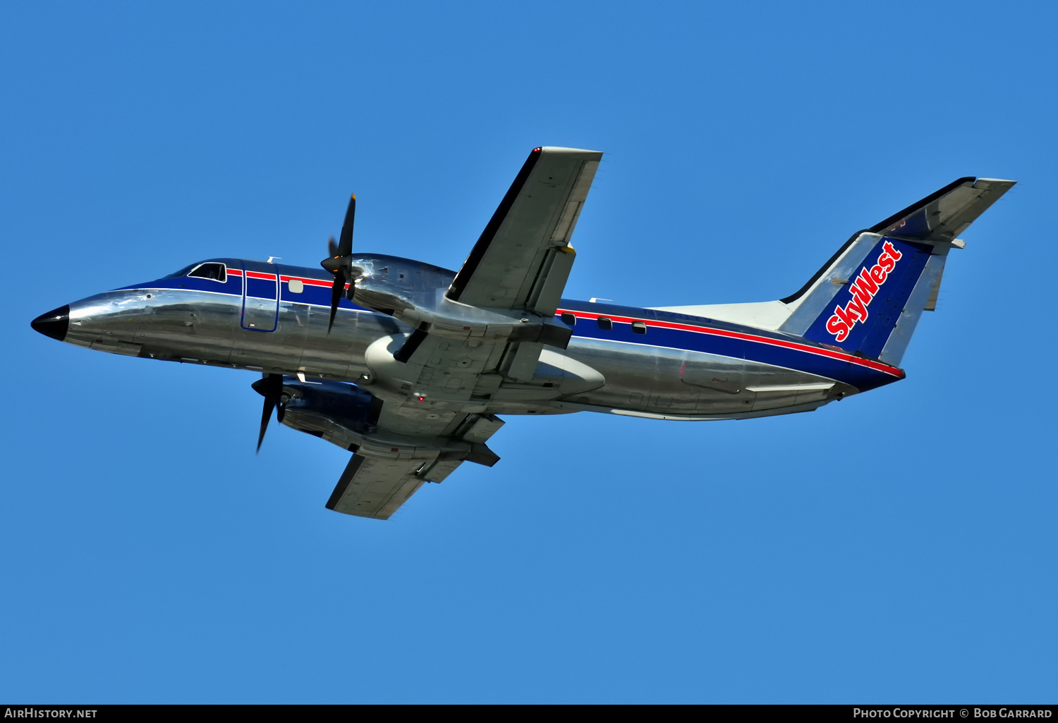 Aircraft Photo of N270YV | Embraer EMB-120(ER) Brasilia | SkyWest Airlines | AirHistory.net #315598