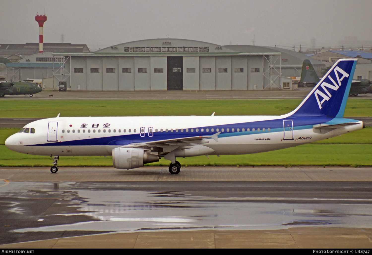 Aircraft Photo of JA8609 | Airbus A320-211 | All Nippon Airways - ANA | AirHistory.net #315672
