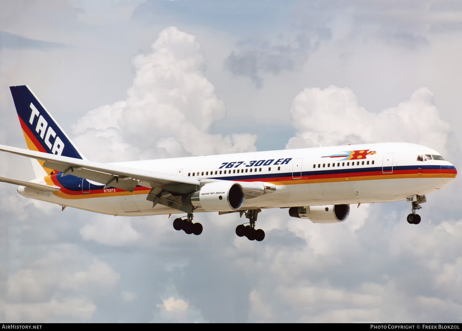 Aircraft Photo of N768TA | Boeing 767-33A/ER | TACA - Transportes Aéreos Centro Americanos | AirHistory.net #315702