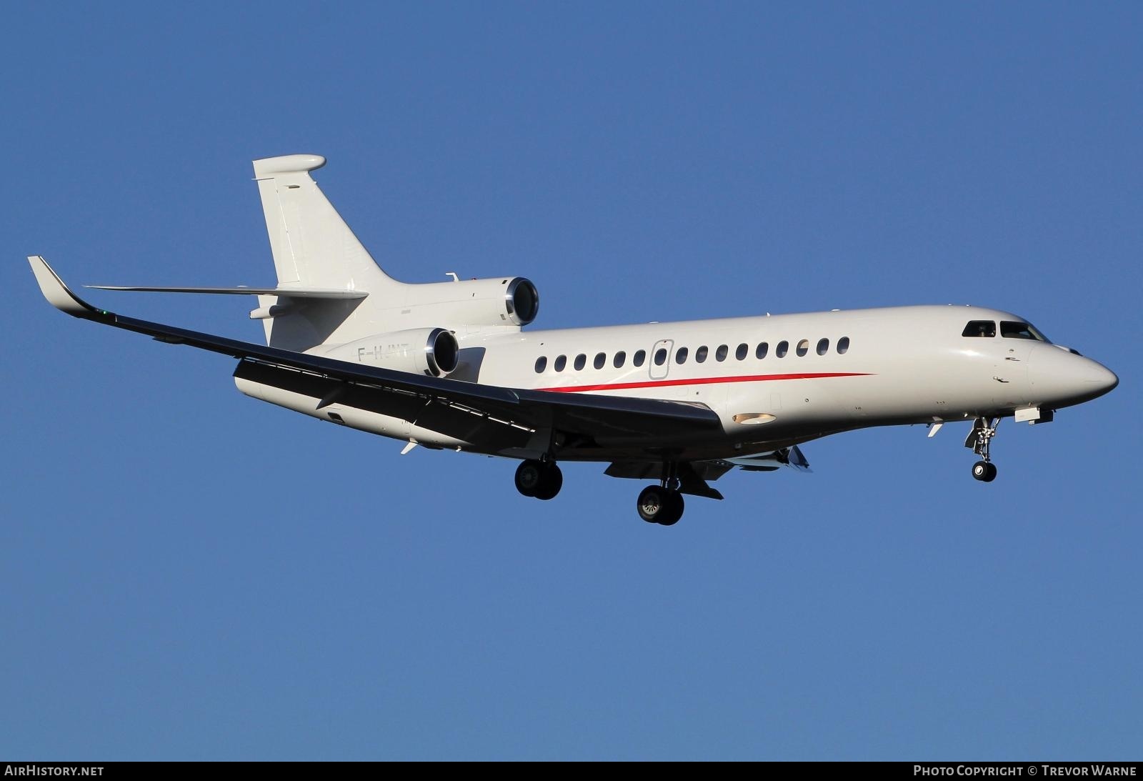 Aircraft Photo of F-HJNT | Dassault Falcon 8X | AirHistory.net #315819