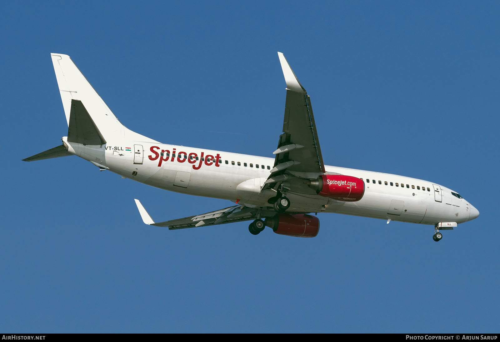 Aircraft Photo of VT-SLL | Boeing 737-8EH | SpiceJet | AirHistory.net #315897