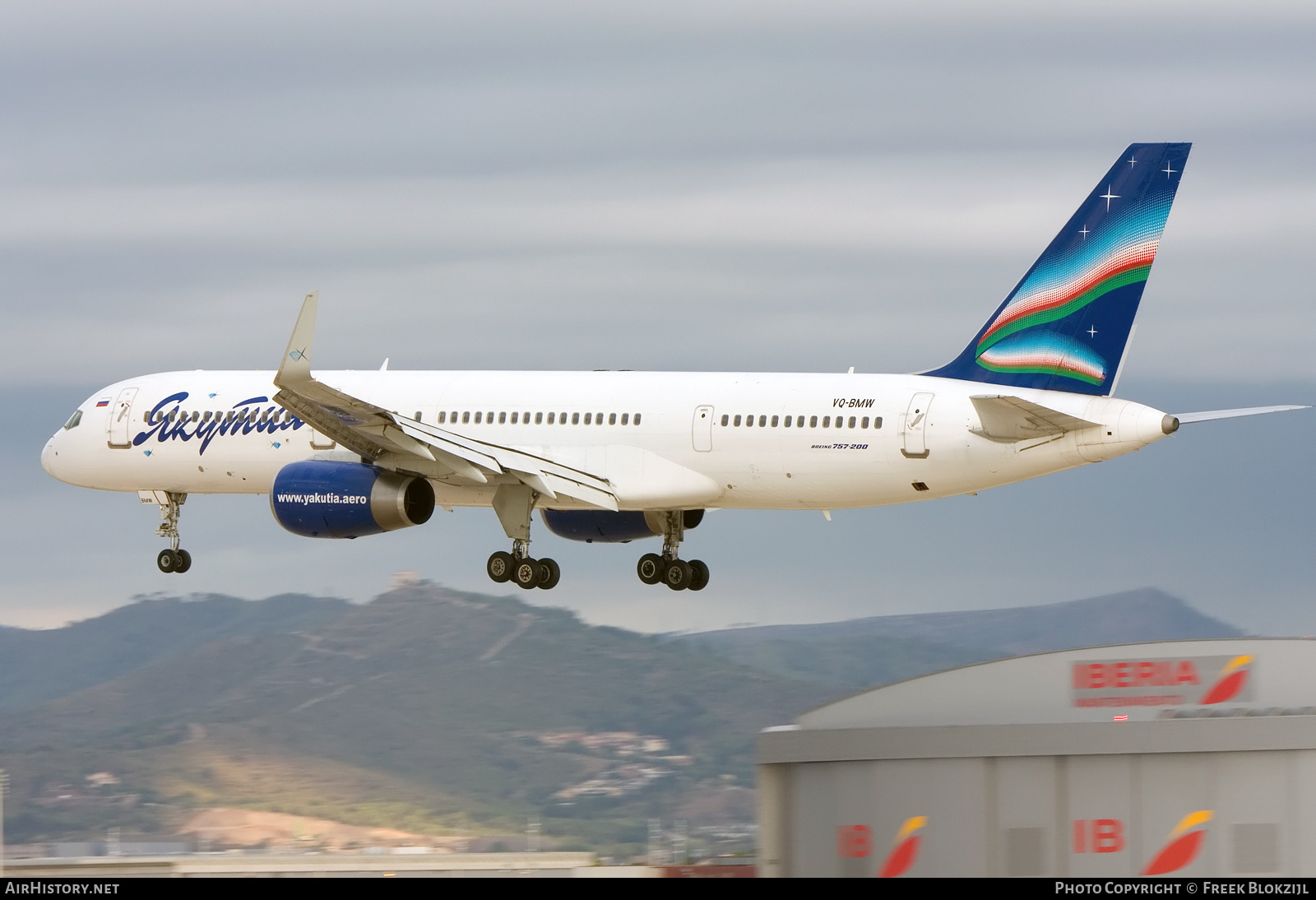 Aircraft Photo of VQ-BMW | Boeing 757-23N | Yakutia Airlines | AirHistory.net #315902