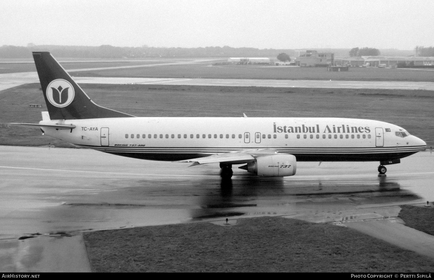Aircraft Photo of TC-AYA | Boeing 737-4Y0 | Istanbul Airlines | AirHistory.net #315917