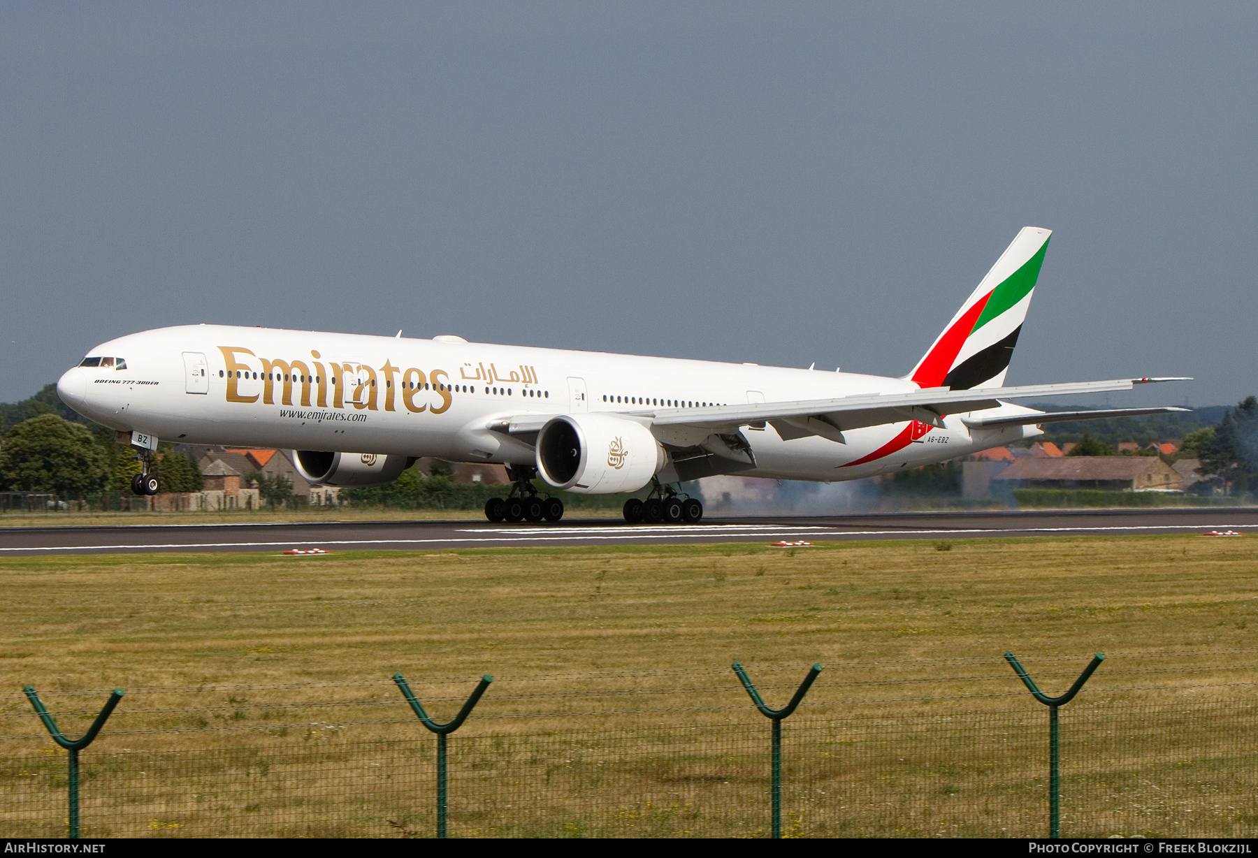 Aircraft Photo of A6-EBZ | Boeing 777-31H/ER | Emirates | AirHistory.net #315923