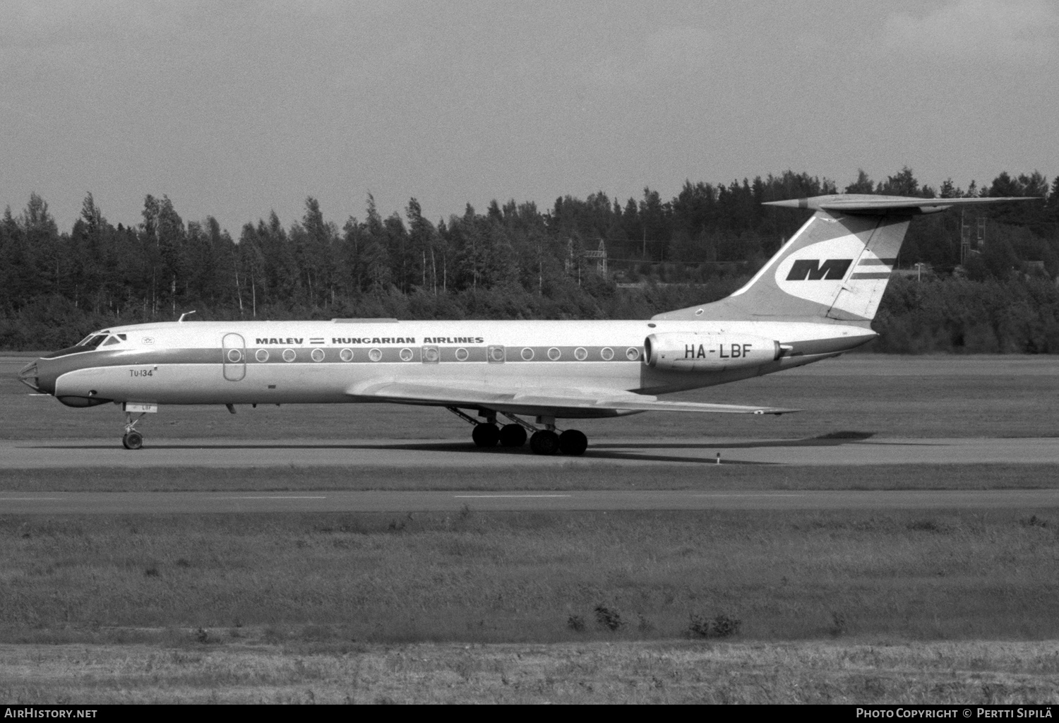 Aircraft Photo of HA-LBF | Tupolev Tu-134 | Malév - Hungarian Airlines | AirHistory.net #315991