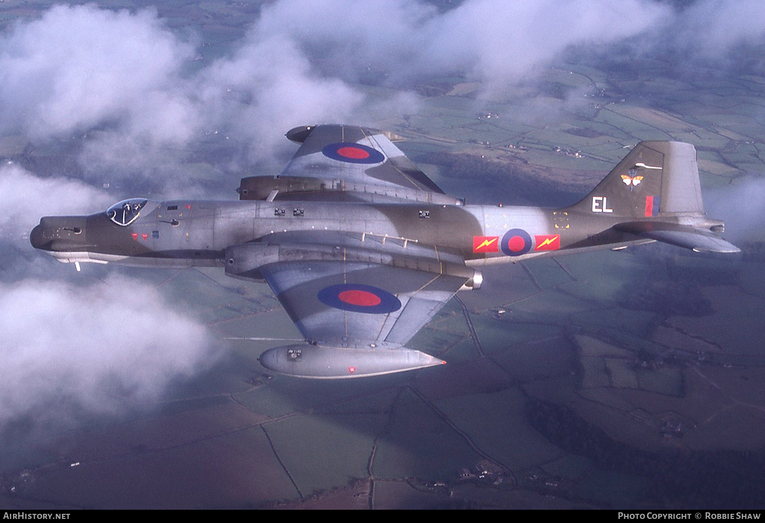 Aircraft Photo of WF916 | English Electric Canberra T17 | UK - Air Force | AirHistory.net #315992