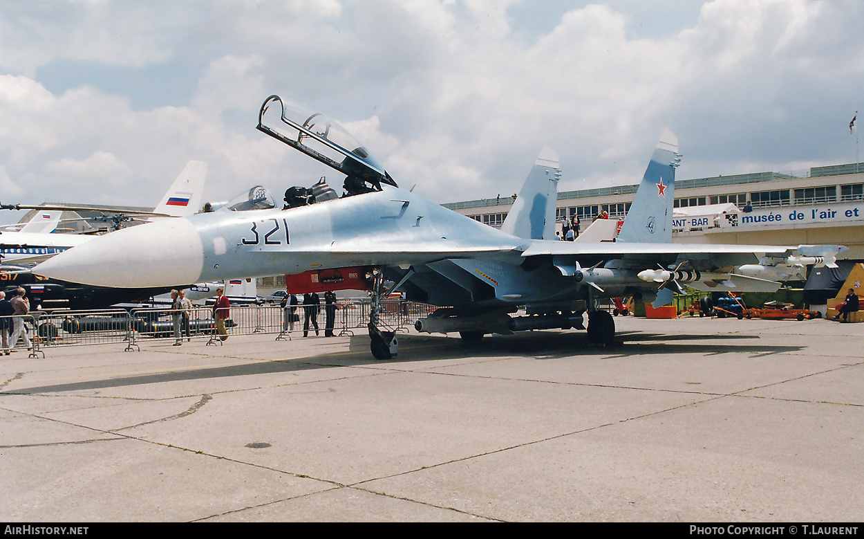Aircraft Photo of 321 | Sukhoi Su-27UB | Russia - Air Force | AirHistory.net #316053