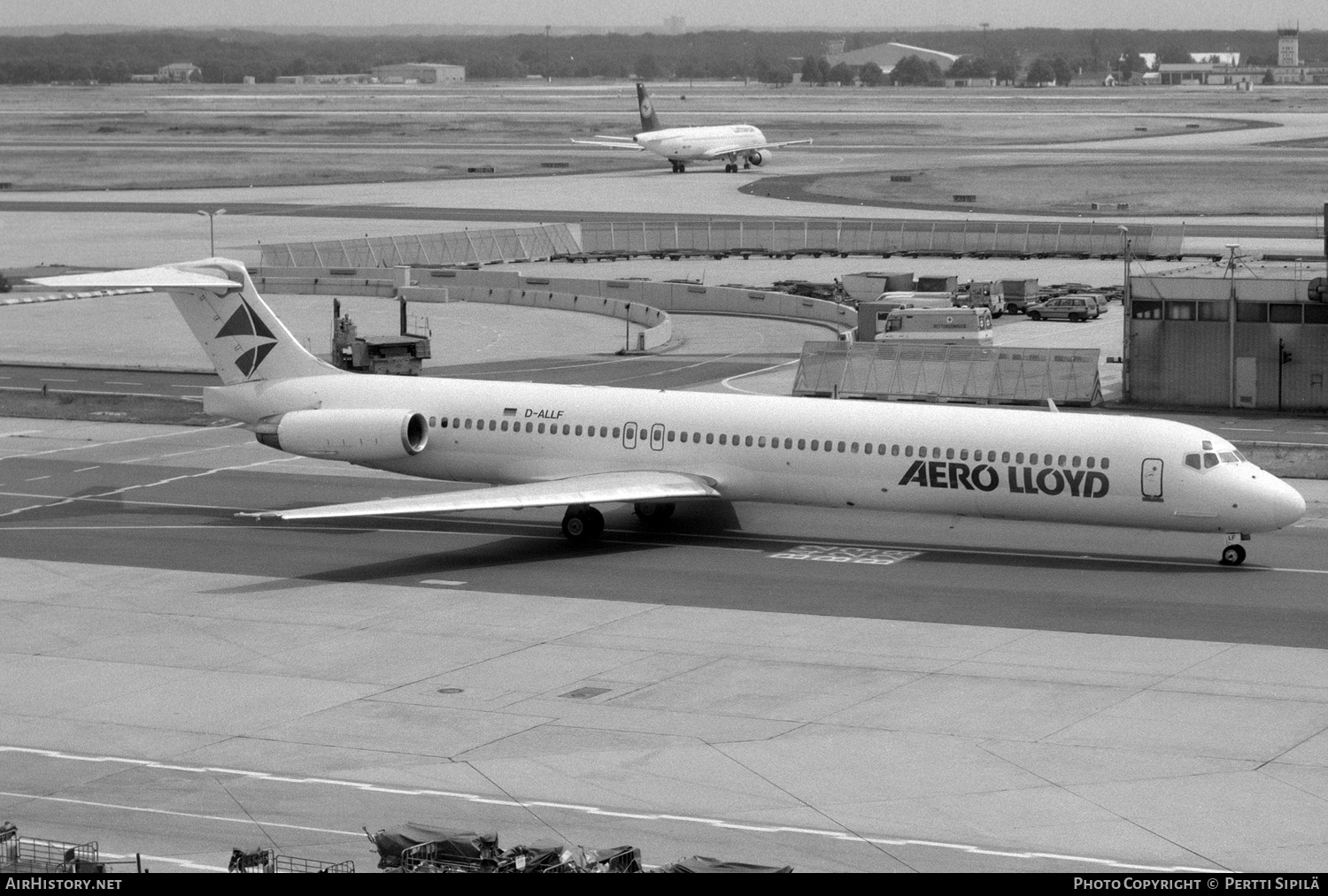 Aircraft Photo of D-ALLF | McDonnell Douglas MD-83 (DC-9-83) | Aero Lloyd | AirHistory.net #316078