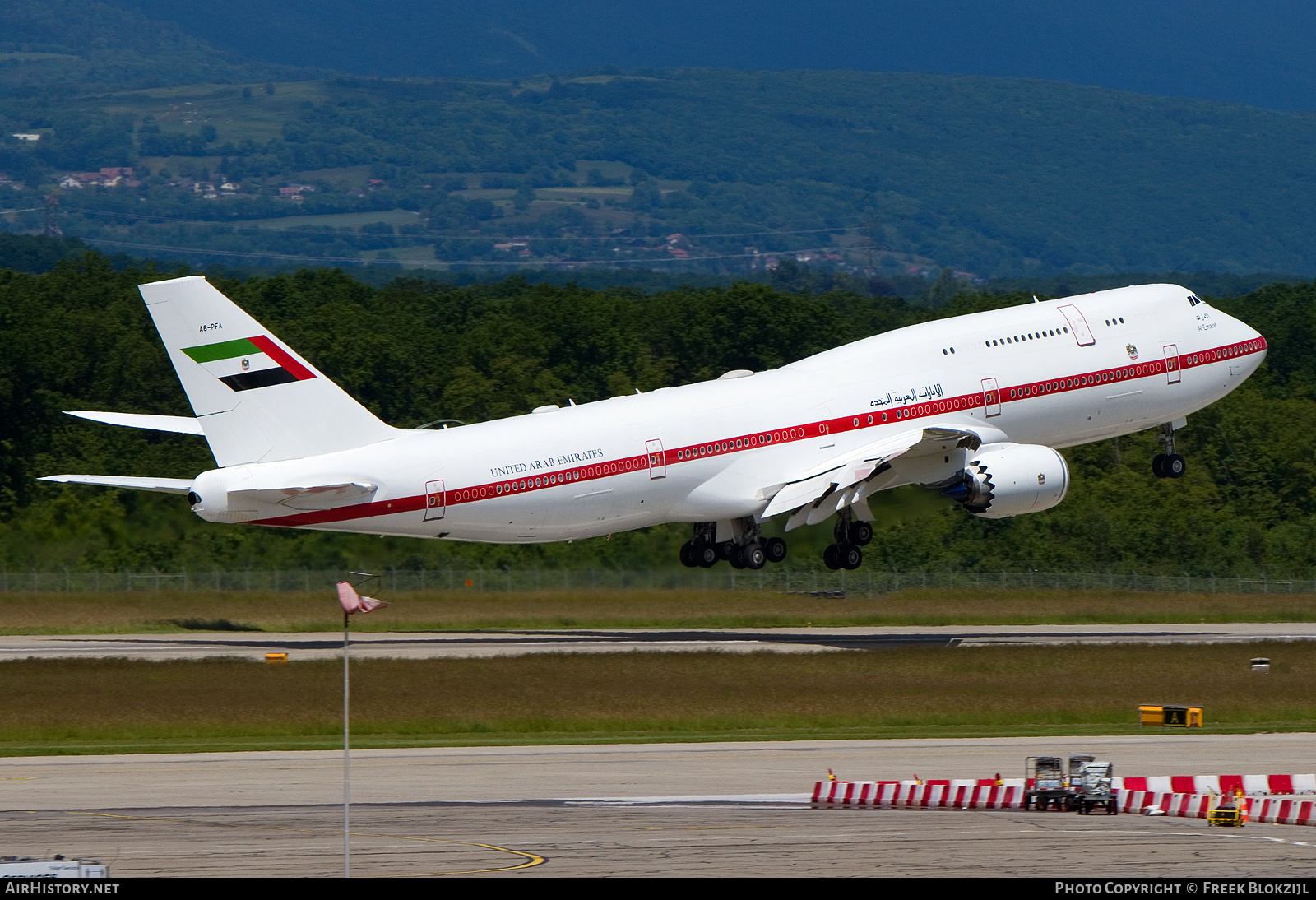 Aircraft Photo of A6-PFA | Boeing 747-8Z5 BBJ | Abu Dhabi Amiri Flight | AirHistory.net #316130