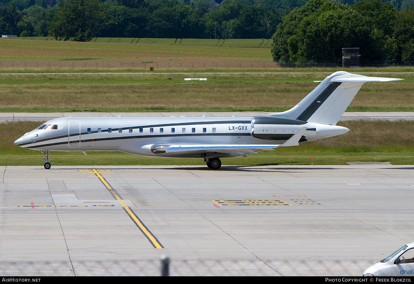 Aircraft Photo of LX-GXX | Bombardier Global 6000 (BD-700-1A10) | AirHistory.net #316131