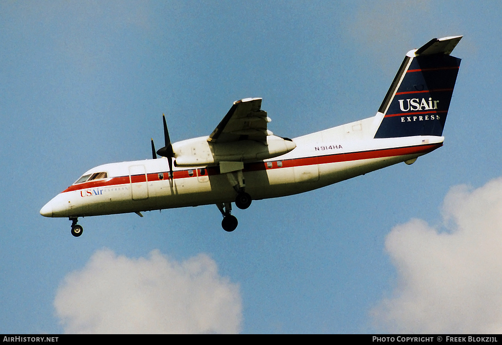 Aircraft Photo of N914HA | De Havilland Canada DHC-8-102 Dash 8 | USAir Express | AirHistory.net #316187