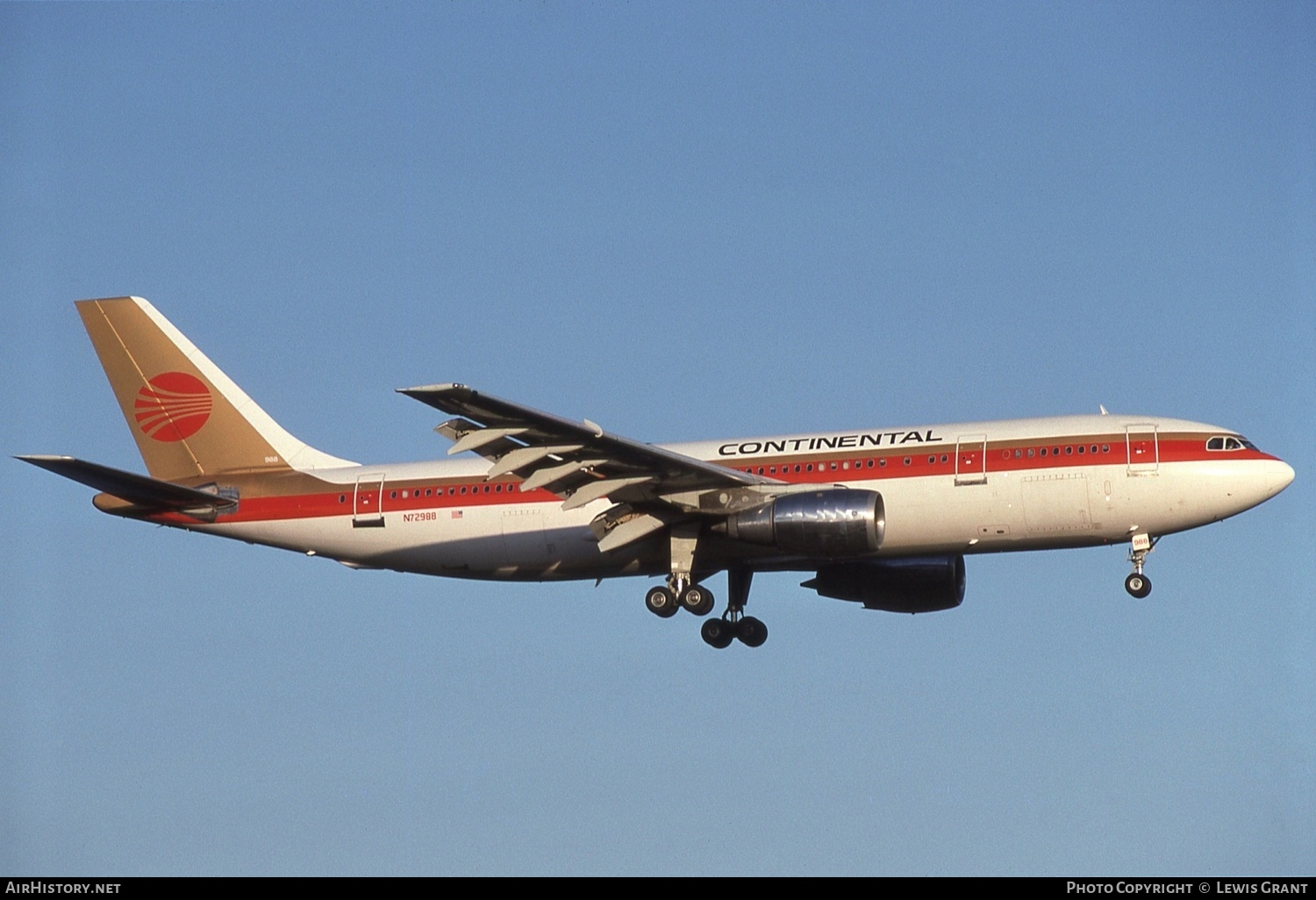 Aircraft Photo of N72988 | Airbus A300B4-203 | Continental Airlines | AirHistory.net #316239