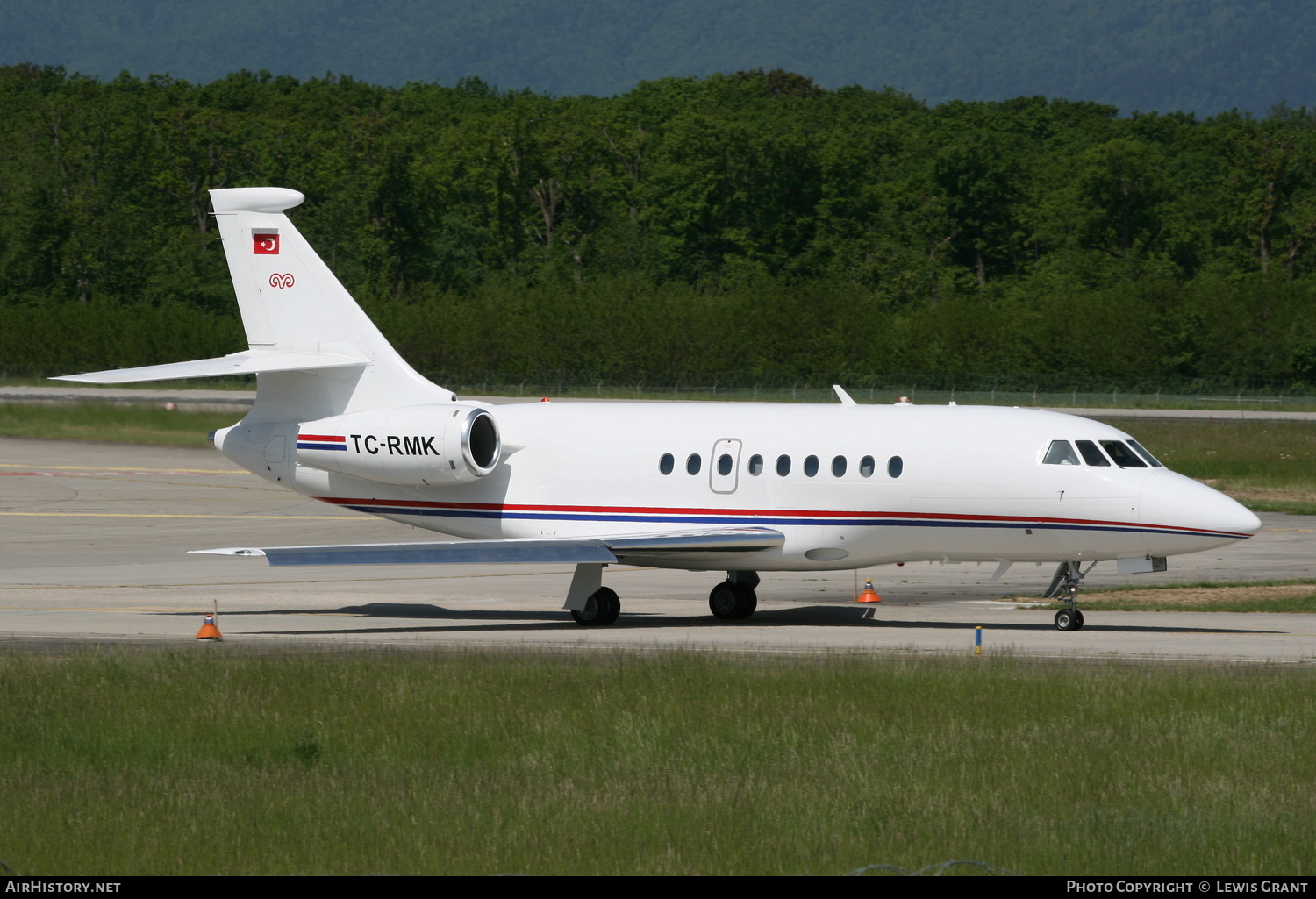Aircraft Photo of TC-RMK | Dassault Falcon 2000 | Koç Holding | AirHistory.net #316249