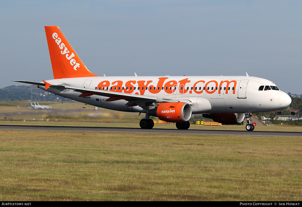 Aircraft Photo of G-EZDM | Airbus A319-111 | EasyJet | AirHistory.net #316336