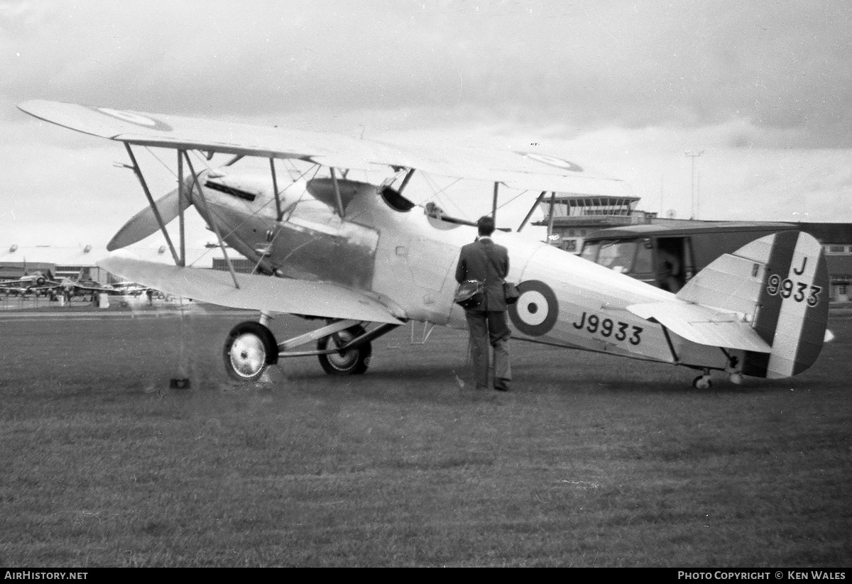 Aircraft Photo of J9933 | Hawker Hart TIIA | UK - Air Force | AirHistory.net #316350