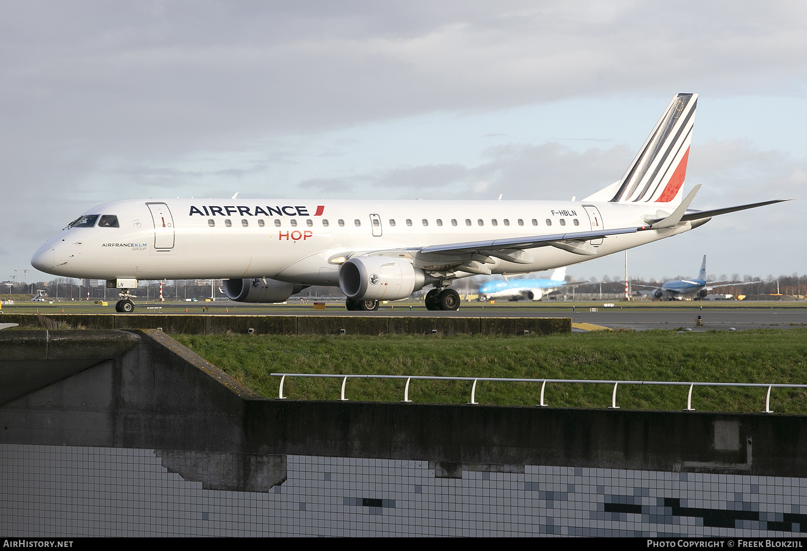 Aircraft Photo of F-HBLN | Embraer 190STD (ERJ-190-100STD) | Air France | AirHistory.net #316398