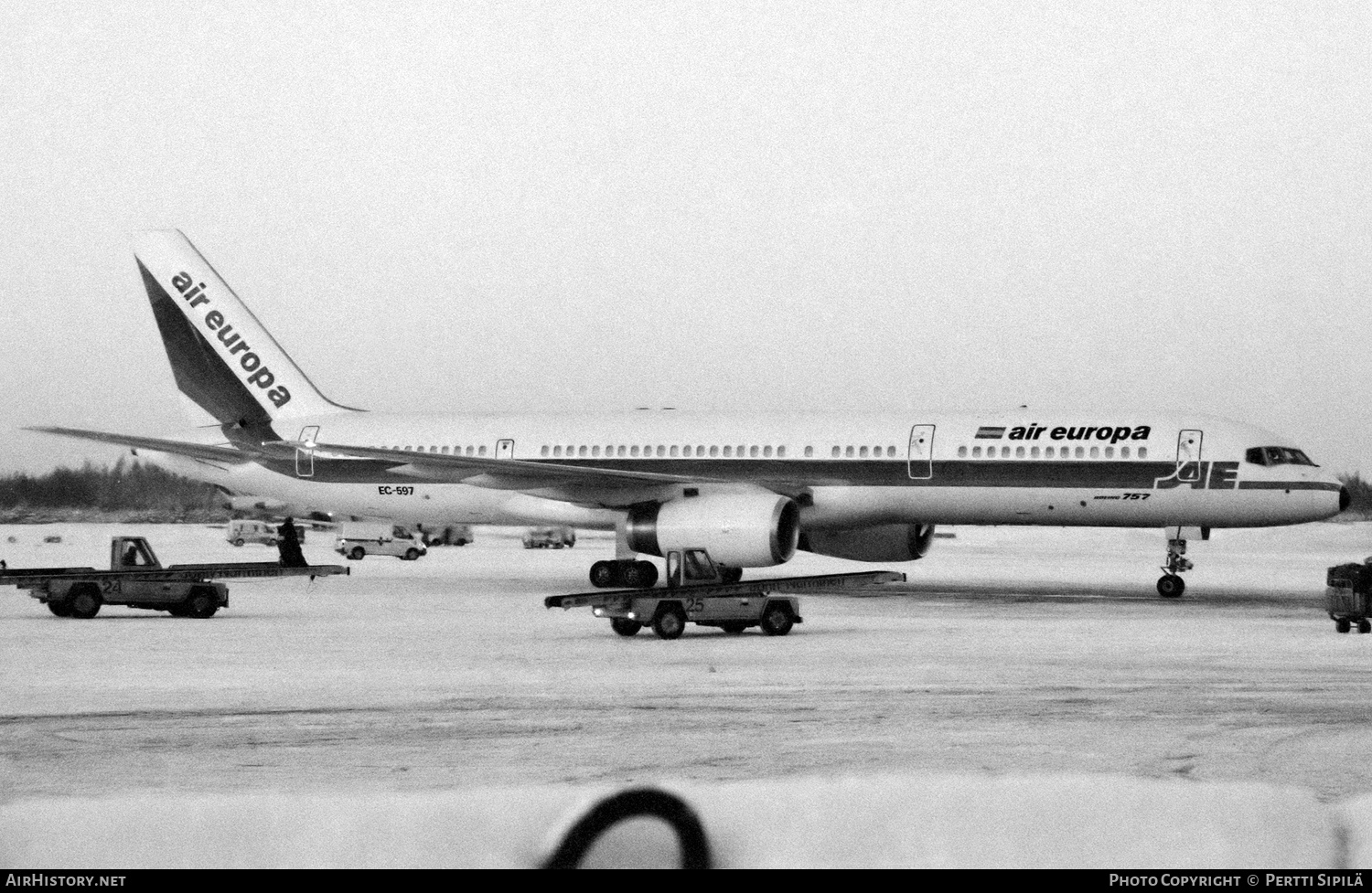 Aircraft Photo of EC-597 | Boeing 757-236 | Air Europa | AirHistory.net #316400