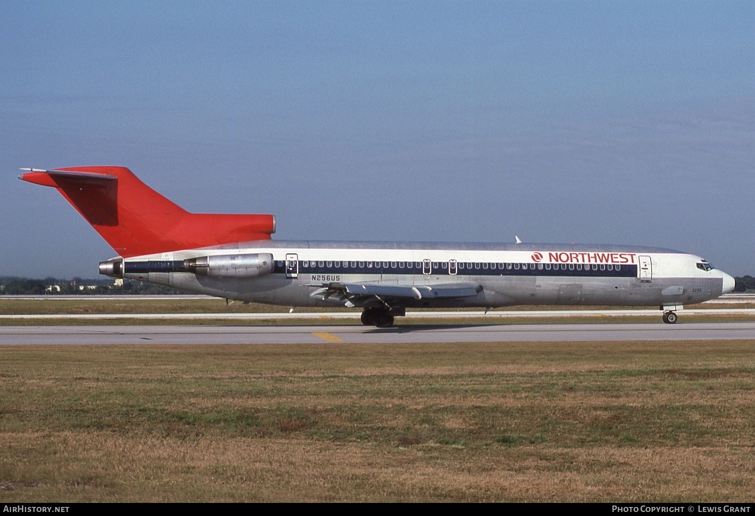 Aircraft Photo of N256US | Boeing 727-251 | Northwest Airlines | AirHistory.net #316407