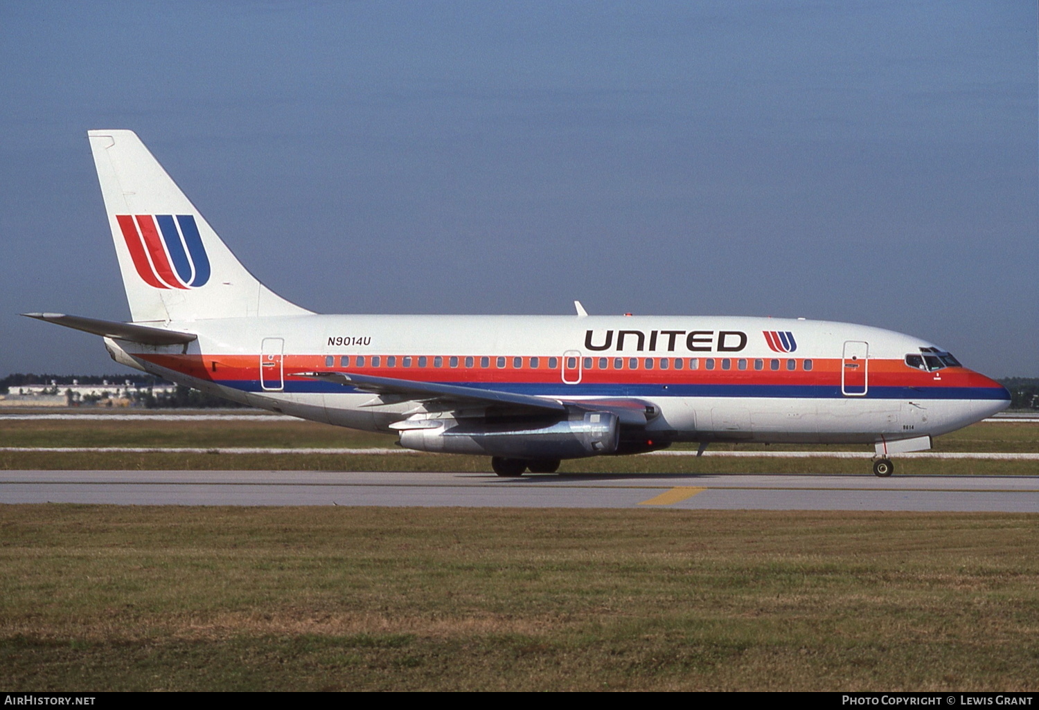 Aircraft Photo of N9014U | Boeing 737-222 | United Airlines | AirHistory.net #316413