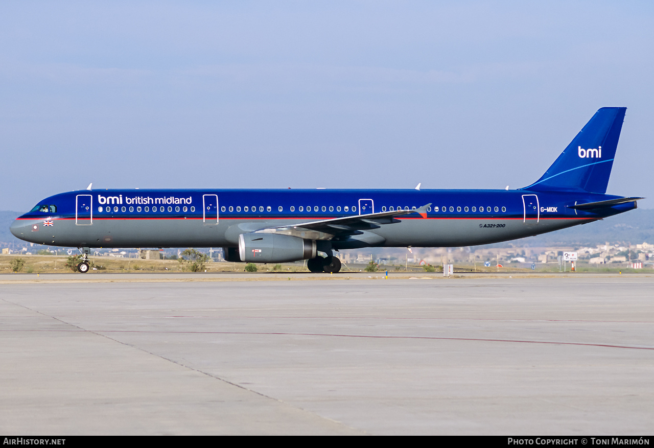 Aircraft Photo of G-MIDK | Airbus A321-231 | BMI - British Midland International | AirHistory.net #316441