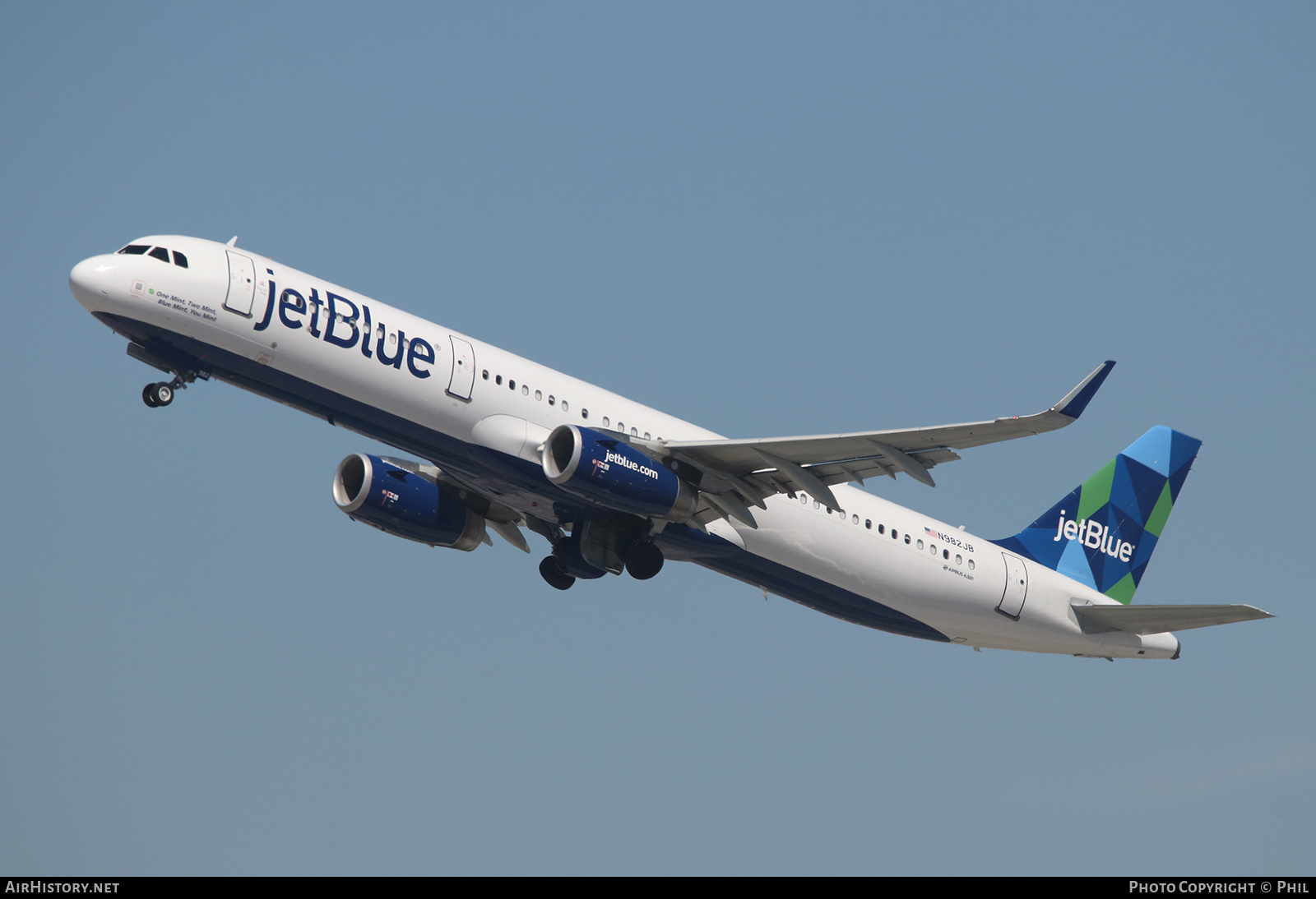 Aircraft Photo of N982JB | Airbus A321-231 | JetBlue Airways | AirHistory.net #316455