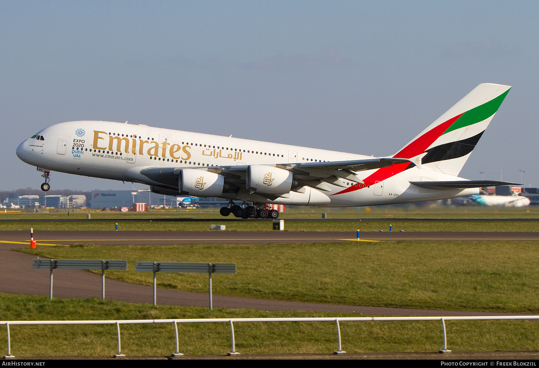 Aircraft Photo of A6-EDL | Airbus A380-861 | Emirates | AirHistory.net #316507