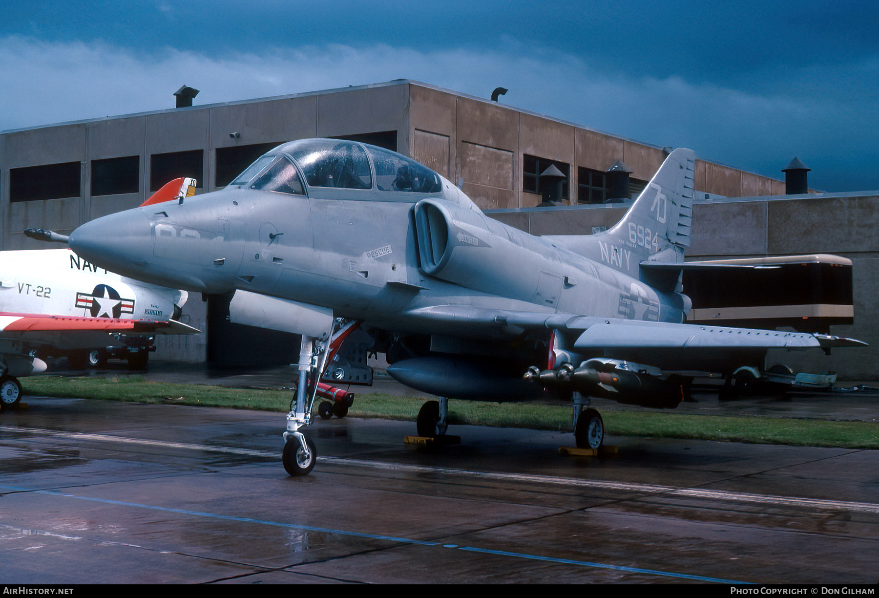 Aircraft Photo of 156924 / 6924 | Douglas TA-4J Skyhawk | USA - Navy | AirHistory.net #316518