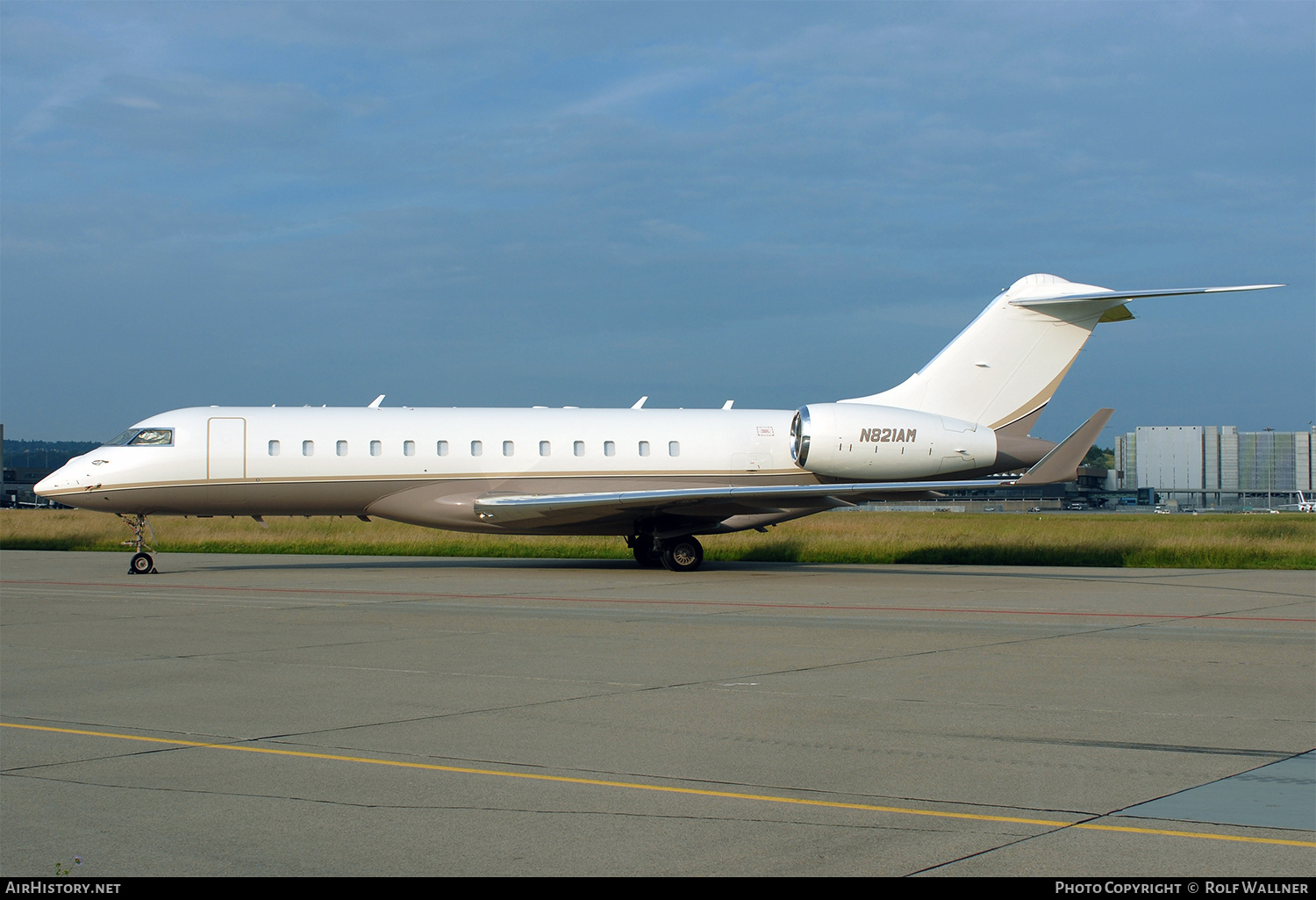 Aircraft Photo of N821AM | Bombardier Global Express (BD-700-1A10) | AirHistory.net #316595