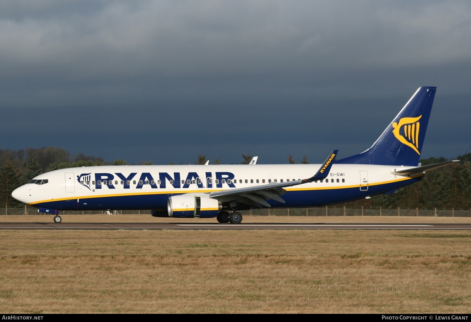 Aircraft Photo of EI-DWI | Boeing 737-8AS | Ryanair | AirHistory.net #316619